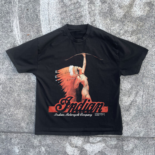 HUNTRESS Vintage Heavyweight Tee